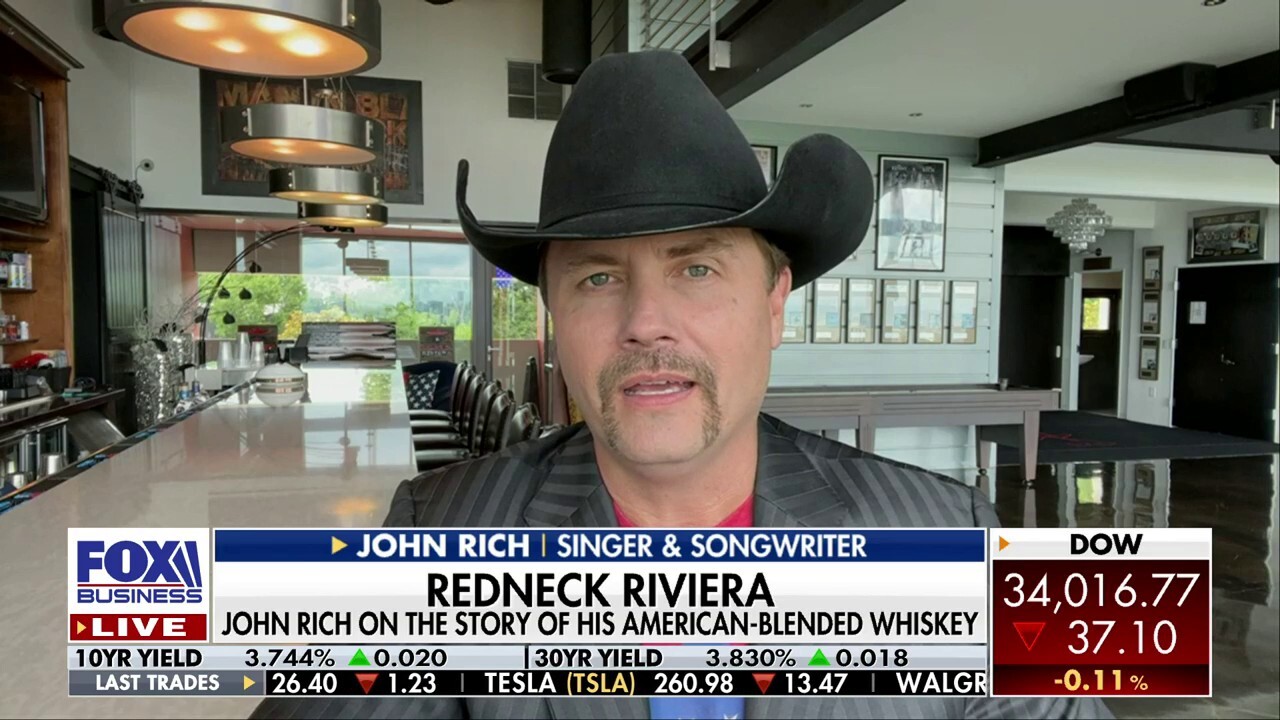 Singer and songwriter John Rich tells the story of his Redneck Riviera Bar and all-American whiskey on 'The Big Money Show.'